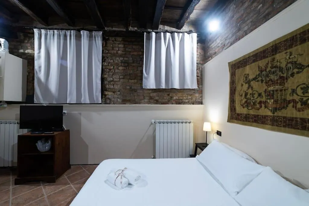 Charming Open-Space Do Torri Venice